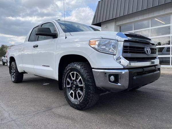 2014 Toyota Tundra Double Cab SR5 Pickup 4D 6 1/2 ft Family Owned! for sale in Fremont, NE – photo 2