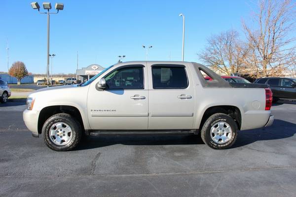 2008 Chevy Chevrolet Avalanche 1500 LT pickup Gold Mist Metallic -... for sale in Springfield, MO – photo 6