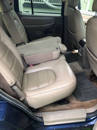2004 Ford Explorer 3 row for sale in Pahoa, HI – photo 12