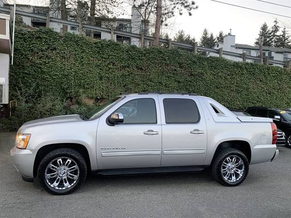 2011 Chevrolet Avalanche LT - - by dealer - vehicle for sale in Bothell, WA – photo 9