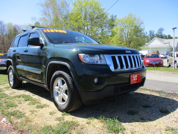 2011 Jeep Grand Cherokee Laredo 4WD - - by dealer for sale in Somersworth , NH – photo 3
