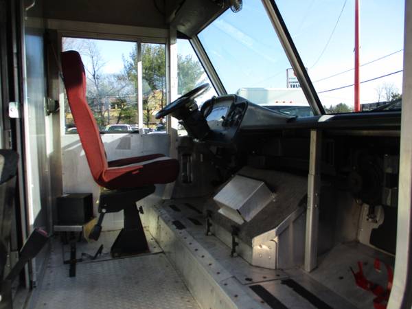 2012 Ford Super Duty F-59 Stripped Chassis 18 FOOT STEP VAN, BOX for sale in south amboy, NJ – photo 8