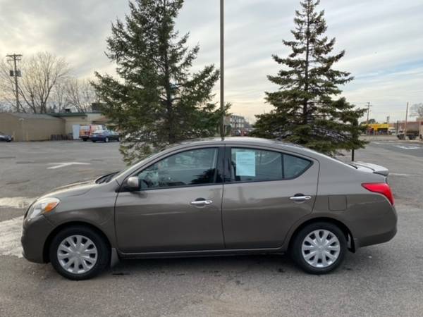 2014 Nissan Versa SV Pure Drive - cars & trucks - by dealer -... for sale in Columbia Heights, MN – photo 8