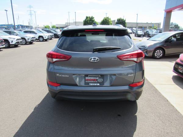 2018 Hyundai Tucson SEL for sale in McMinnville, OR – photo 9