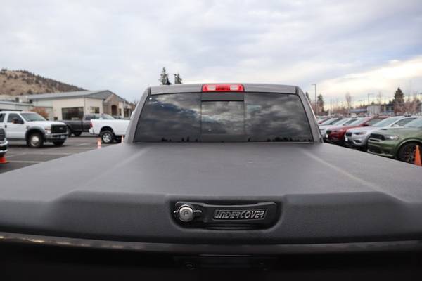 2015 Ram 1500 4x4 Truck Dodge 4WD Crew Cab 140.5 Laramie Crew Cab -... for sale in Bend, OR – photo 12