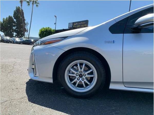 2017 Toyota Prius Prime Advanced Hatchback 4D for sale in Santa Ana, CA – photo 19