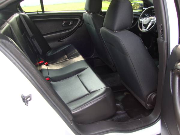 2013 Ford Taurus Detective Interceptor (Low Miles/Excellent... for sale in Deerfield, WI – photo 7