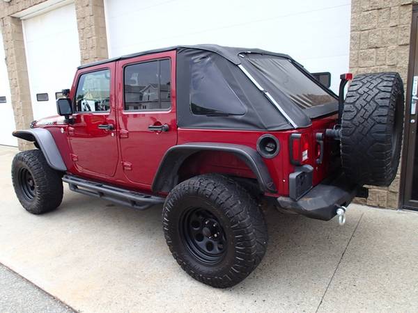 2012 Jeep Wrangler Unlimited 6 cyl, auto, 4 inch lift, SHARP RIG! for sale in Chicopee, NY – photo 19