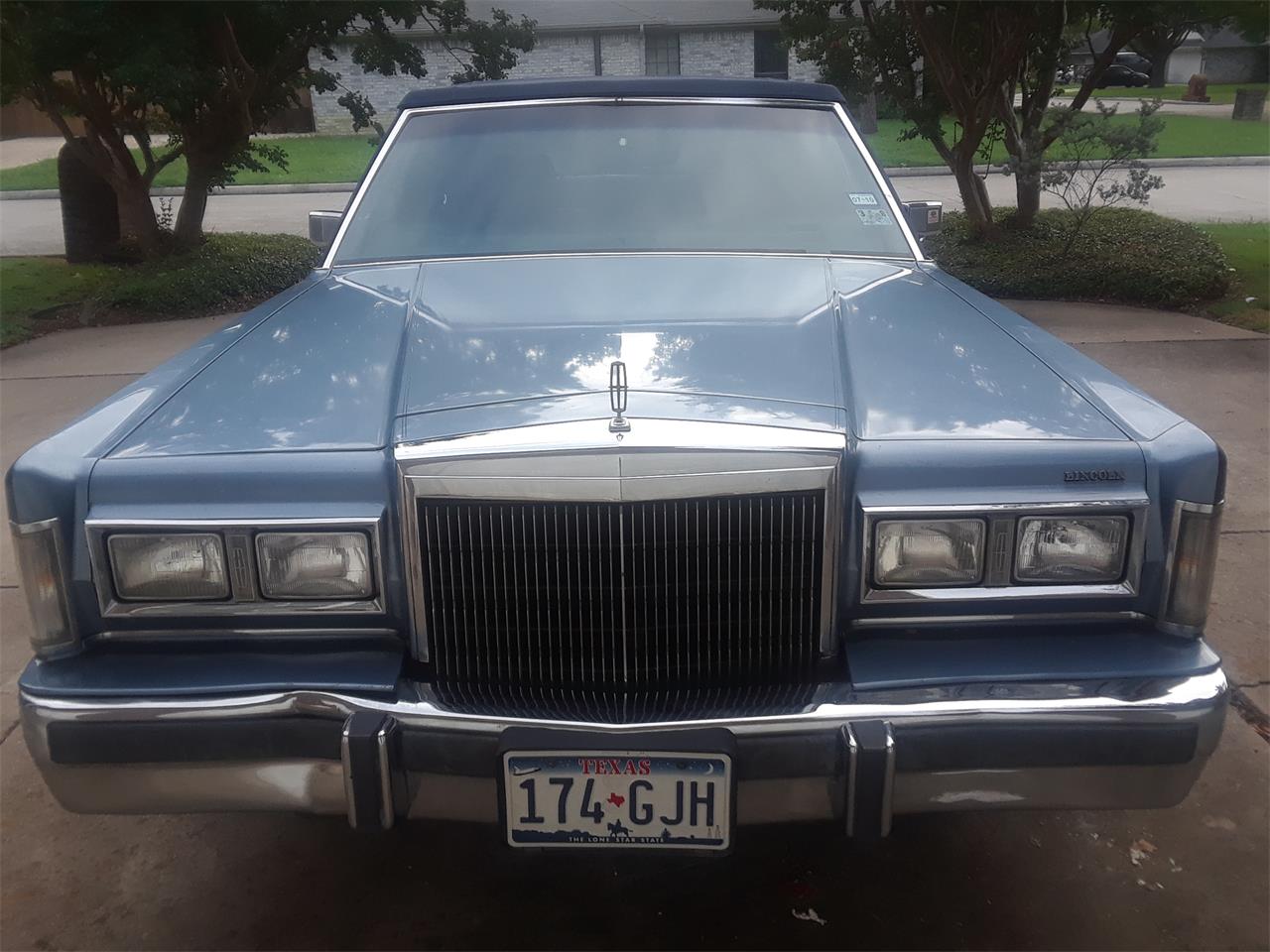 1988 Lincoln Town Car for sale in Mansfield, TX – photo 3