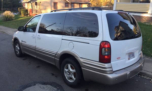 Reliable Family Minivan - cars & trucks - by owner - vehicle... for sale in Mansfield, OH – photo 4