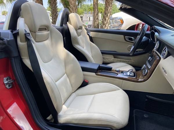 2016 Mercedes-Benz SLK SLK 300 Convertible CLEAN LEATHER WE for sale in Vero Beach, FL – photo 13
