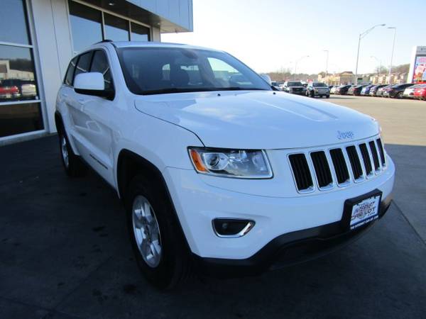 2015 Jeep Grand Cherokee 4WD 4dr Laredo - - by for sale in Council Bluffs, NE – photo 9