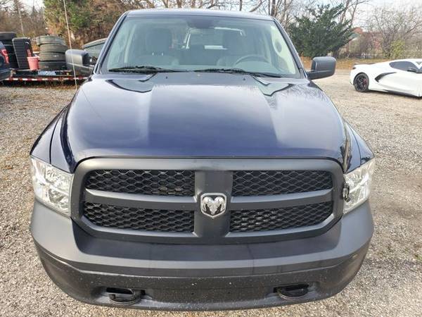2015 Ram 1500 Crew Cab - Financing Available! - cars & trucks - by... for sale in Grayslake, WI – photo 2