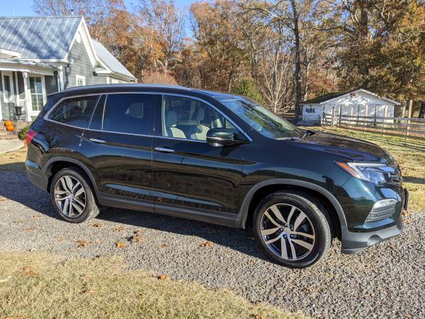 2017 Honda Pilot Touring AWD - cars & trucks - by owner - vehicle... for sale in Athens, AL – photo 2