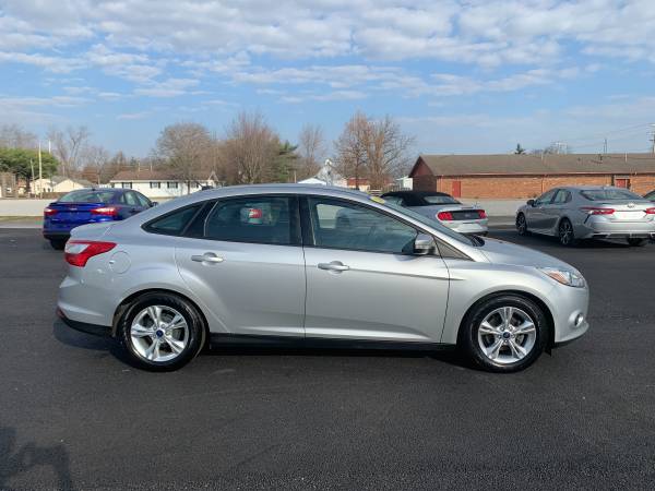 2014 Ford Focus SE (174905) - cars & trucks - by dealer - vehicle... for sale in Newton, IL – photo 3