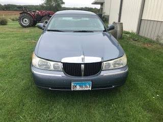 Lincoln Town Car for sale in Downs, IL – photo 2