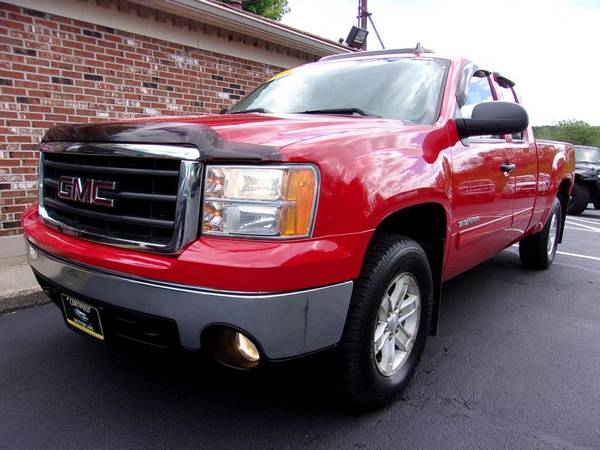 2011 GMC Sierra SLE Ext Cab 5.3 4x4, 95k Miles, Red/Black, Very Clean! for sale in Franklin, VT – photo 7