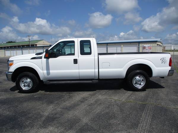 2015 Ford F250 XL Extended Cab 4wd Super Duty Long Bed - cars &... for sale in Lawrenceburg, AL – photo 3
