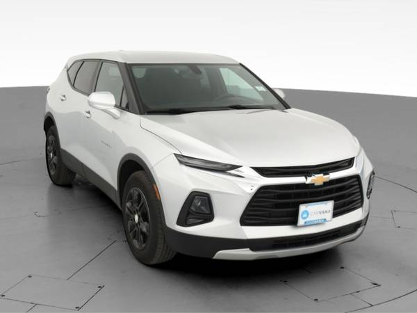 2020 Chevy Chevrolet Blazer 2LT Sport Utility 4D suv Silver -... for sale in Van Nuys, CA – photo 16