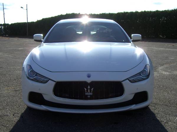 ★ 2015 MASERATI GHIBLI S Q4 - ITALIAN EXOTIC SEDAN with ONLY 47k... for sale in East Windsor, CT – photo 8