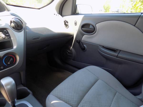 2005 Saturn Ion BLOWOUT SALE! - - by dealer for sale in Kenmore, WA – photo 9