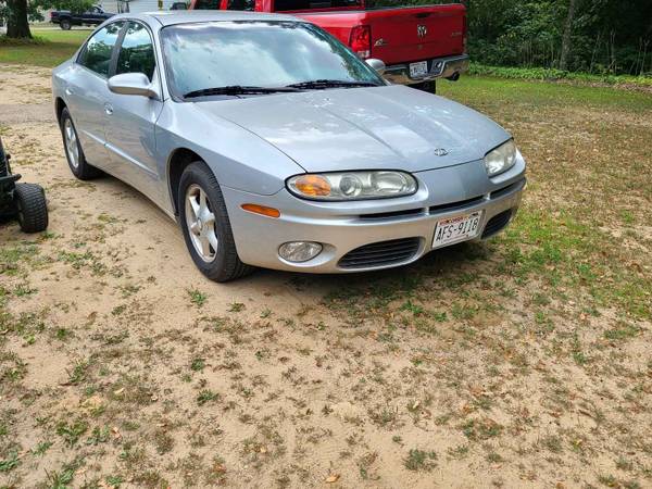 01 Oldsmobile aurora - cars & trucks - by owner - vehicle automotive... for sale in Madison, WI – photo 2