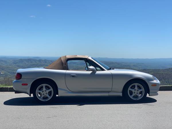 Miata convertible only 37k miles for sale in Blowing Rock, NC – photo 2