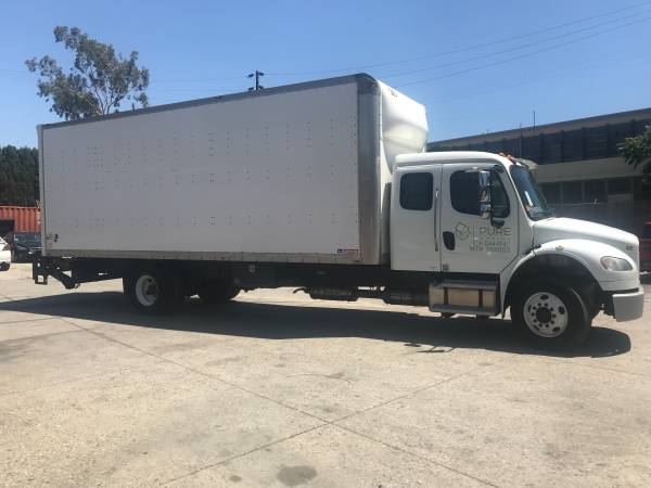 Freightliner M2 106 Extended Cub 2015 BOX TRUCK for sale in Los Angeles, CA – photo 4