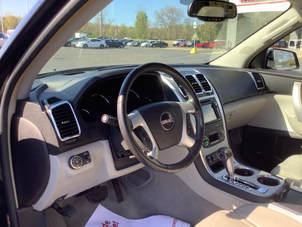 2008 GMC Acadia SLT! AWD! 3rd Row! Sharp! Fully Loaded! - cars & for sale in Ortonville, OH – photo 15