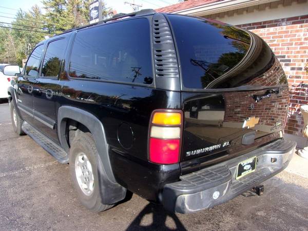 2005 Chevy Suburban LS Seats-9, 301k Miles, Black/Tan, Very Clean!!... for sale in Franklin, ME – photo 5