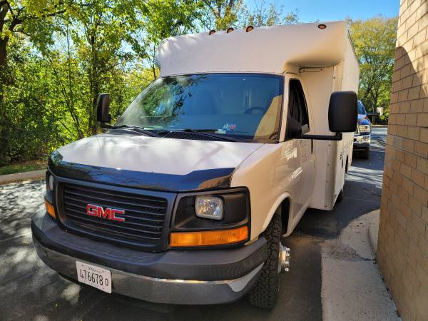 2005 GMC Savana spartan box - cars & trucks - by owner - vehicle... for sale in Elgin, IL – photo 2