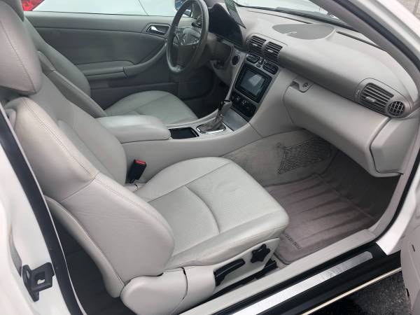 2002 Mercedes C230 Kompressor Coupe 1-Owner Carfax Nicest one for sale in Sewell, NJ – photo 7