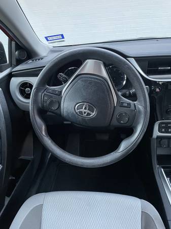 Toyota Corolla 2018 LE sedan - cars & trucks - by owner - vehicle... for sale in Houston, TX – photo 7