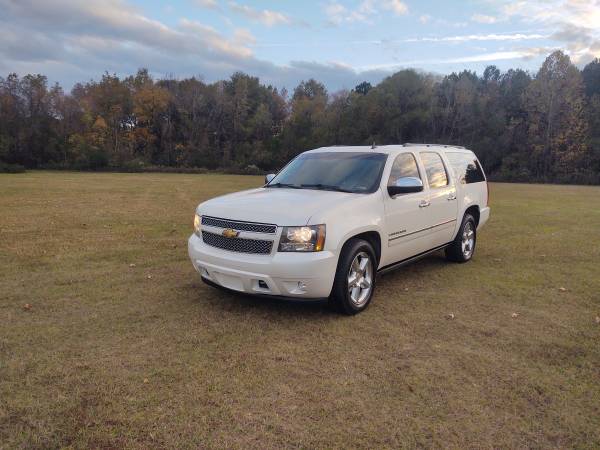 2012 Suburban LTZ 4WD tow package - cars & trucks - by owner -... for sale in Ridgeland, MS – photo 2