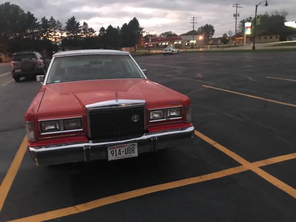 1988 Lincoln Town Car - cars & trucks - by owner - vehicle... for sale in Sun Prairie, WI – photo 3