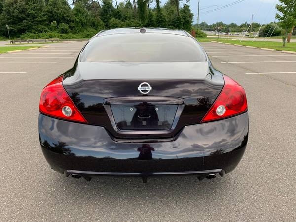 2011 Nisan Altima SL Coupe - Fully Loaded - Runs Perfect for sale in Temple Hills, District Of Columbia – photo 4