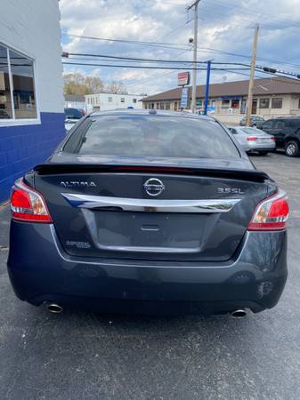 2013 Nissan Altima 3 5 SL - - by dealer - vehicle for sale in Pawtucket, RI – photo 4