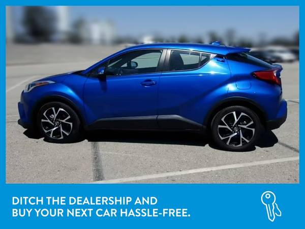 2018 Toyota CHR XLE Premium Sport Utility 4D hatchback Blue for sale in Phoenix, AZ – photo 4