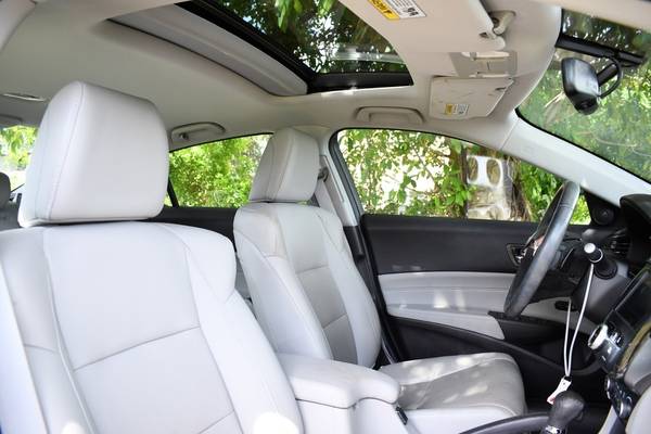 2017 Acura ILX w/Premium 4dr Sedan Package Sedan for sale in Miami, KY – photo 12