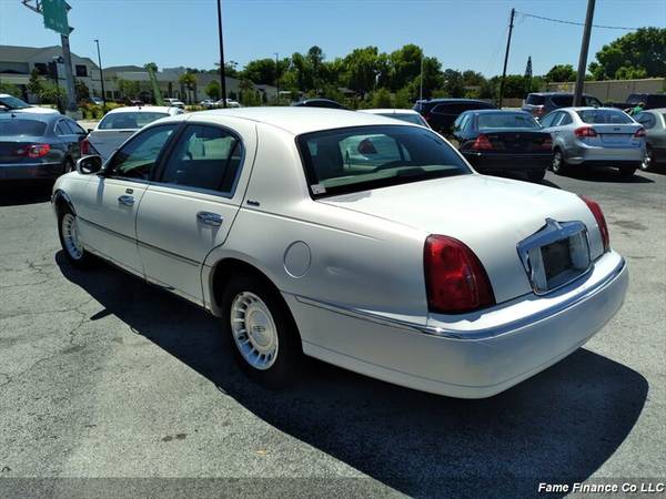 1999 Lincoln Town Car Executive - - by dealer for sale in fern park, FL – photo 4