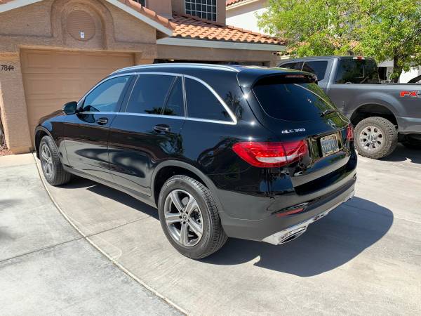 2018 Mercedes GLC 300 Mint Condition for sale in Las Vegas, NV – photo 2