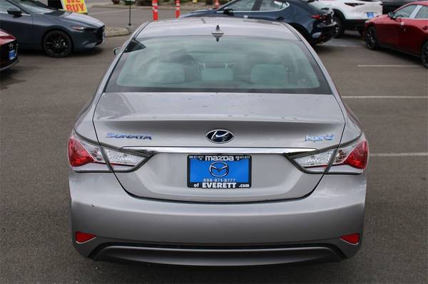 2014 Hyundai Sonata Hybrid Electric Base Sedan - - by for sale in Everett, WA – photo 3