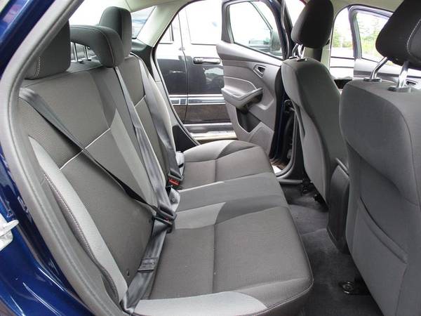 2012 Ford Focus SE Sedan - - by dealer - vehicle for sale in Somersworth , NH – photo 11