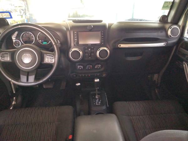 2012 JEEP WRANGLER RUBICON $ 16 500 FIRM.. - cars & trucks - by... for sale in Laredo, TX – photo 15