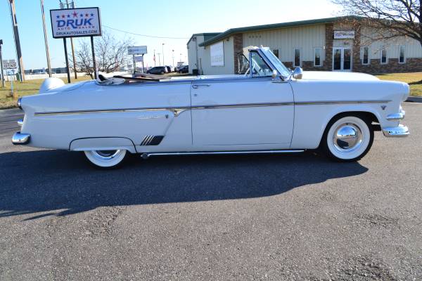 1954 Ford Sunliner Convertible * SHOW READY * FINACNING * SHIPPING -... for sale in Ramsey , MN – photo 4