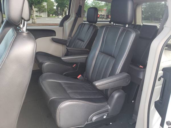 CHRYSLER TOWN & COUNTRY, NEW TRANSMISSION. SERVICED, WARRANTY - cars... for sale in Pacific, WA – photo 19