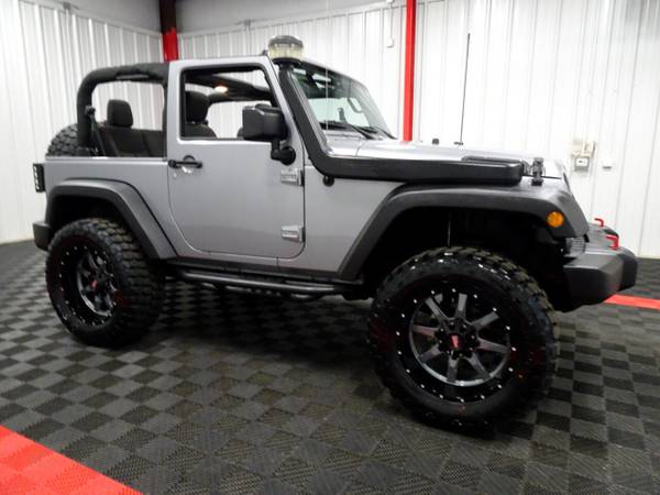 2015 Jeep Wrangler T-ROCK Silver Bullet suv Silver for sale in Branson West, AR – photo 6