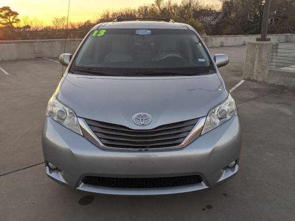 2013 Toyota Sienna XLE 8 Passenger 4dr Mini Van van Silver Sky for sale in Fayetteville, MO – photo 8