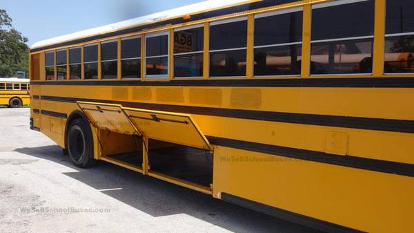 2000 International Rear Engine 84 Passenger School Bus for sale in Hudson, FL – photo 2