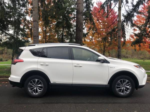 2018 Toyota RAV4 Hybrid ford toyota dodge mazda kia chevrolet mazda... for sale in Portland, OR – photo 17